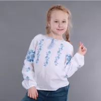 Вышитая сорочка для девочки (голубая вышивка)